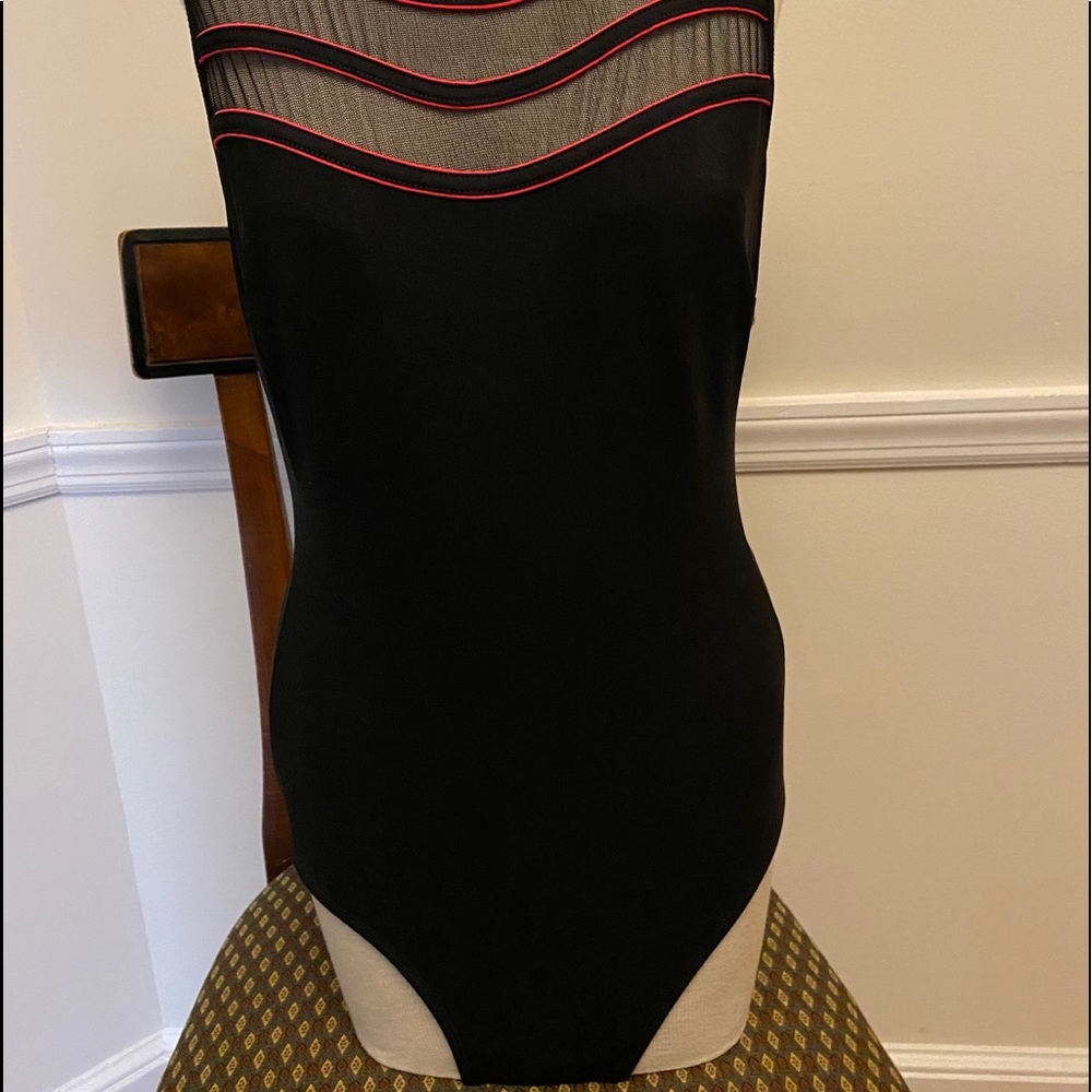 Bathing suits 🩱 - Picture 5 of 5